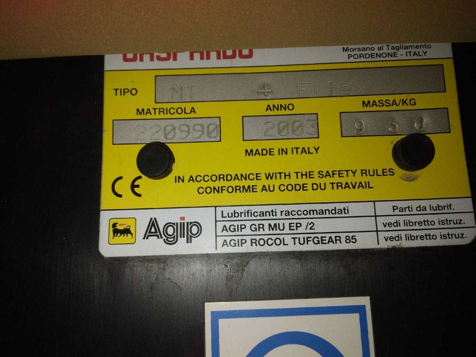 Semănătoare gaspardo pe 4 rande