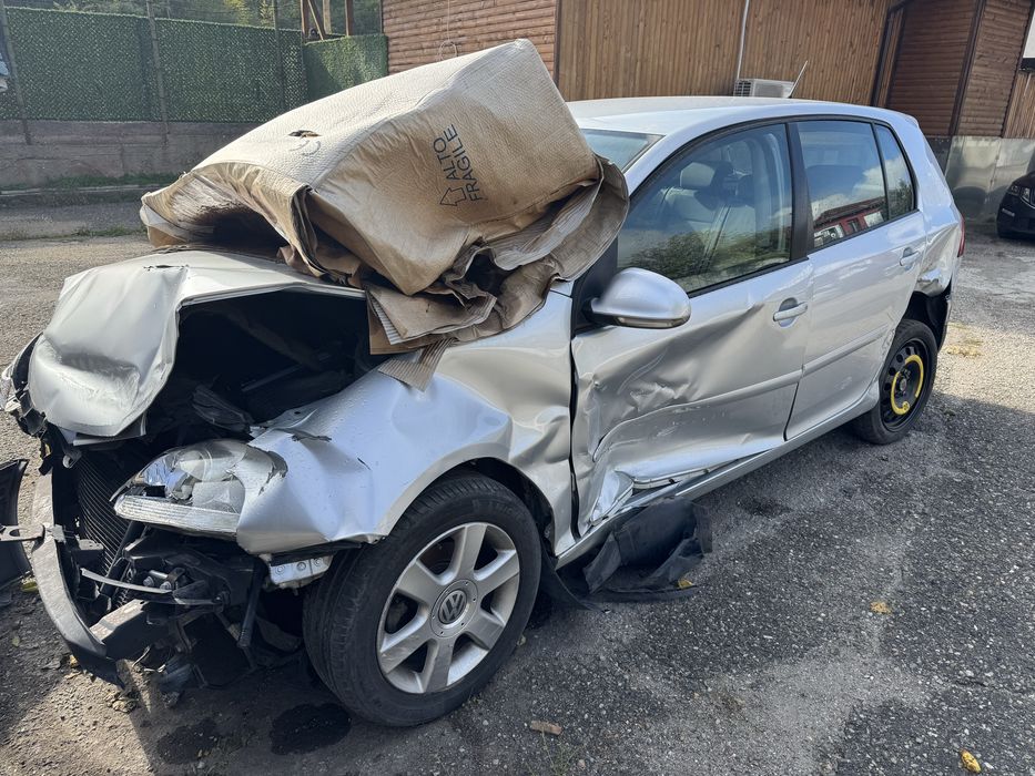 Голф 5 БЛС -BLS 1.9 ТДИ 105 Кс