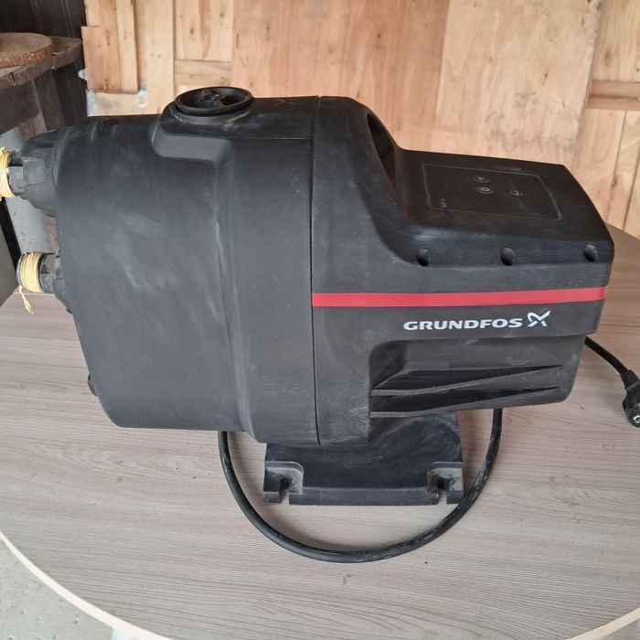 Насос Grundfos...