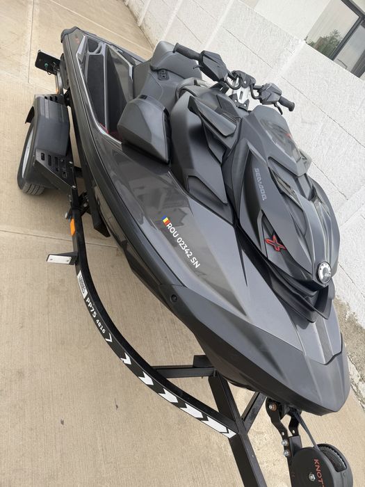 Skyjet Sea-Doo RXP X RS 300