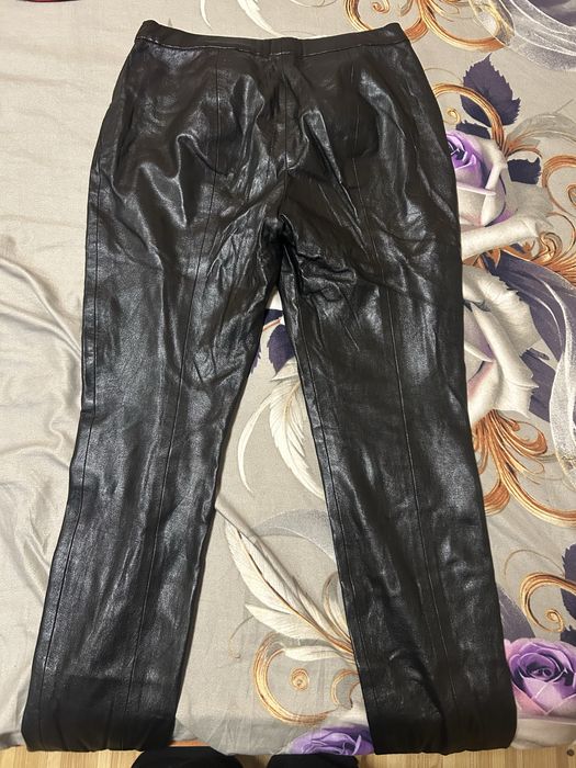 Pantaloni eleganți din piele Hugo Boss originali – mărimea S / 36