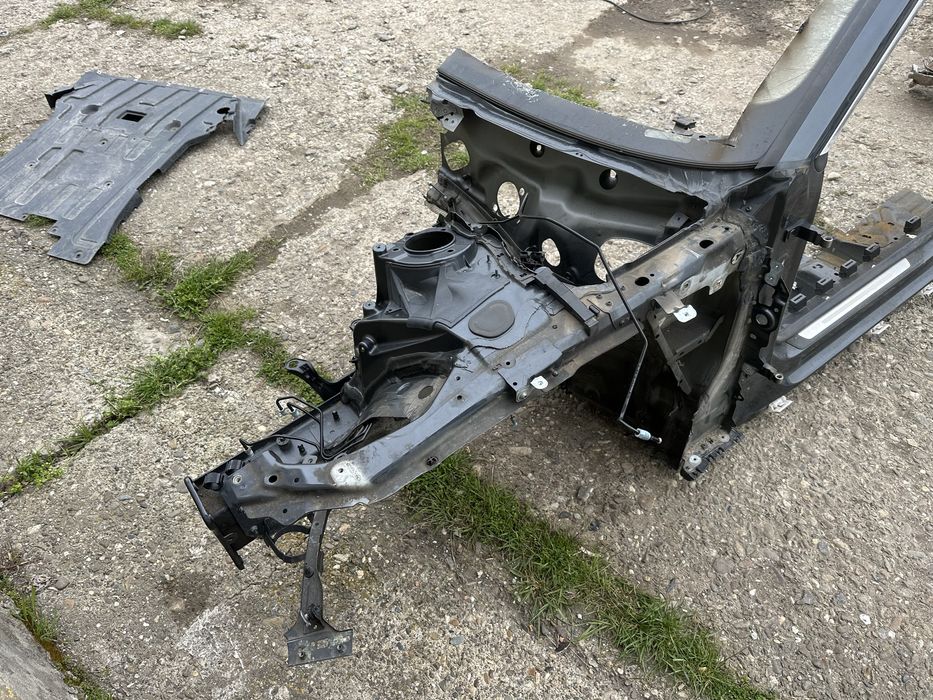 Laterala stanga / Aripa / Lonjeron / Stalp Audi A5 8W 2016-2024