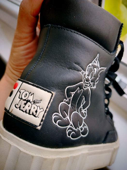 Adidași /teniși /bascheți Fila, mărime 33, impecabili