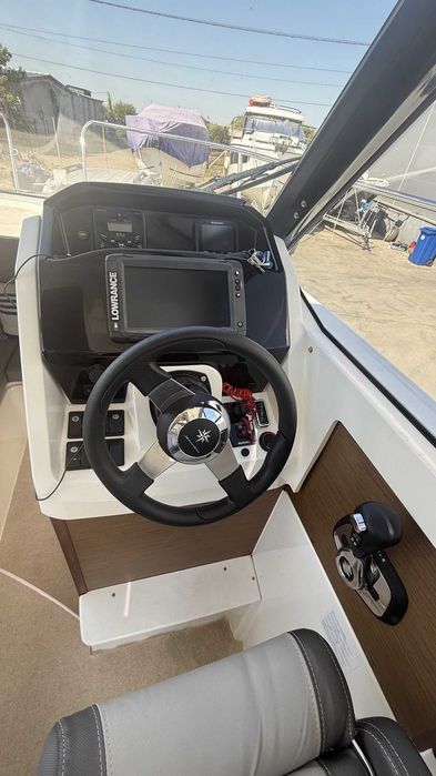 Vanzare Barca Jeanneau Merry Fisher 695 – 2019 | Suzuki 200cp | Peridoc inclus