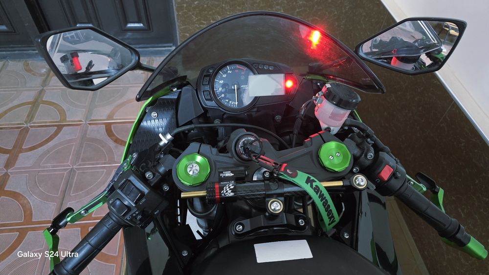 Kavasaki ZX6 RR.
