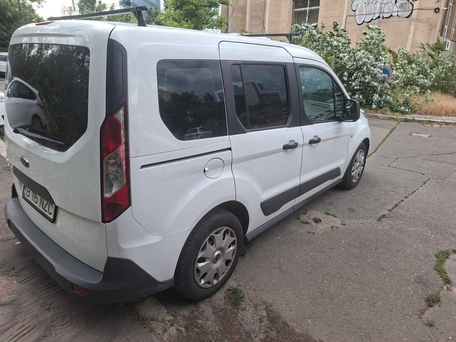 FORD Tourneo Connect 2018 — imagine 3