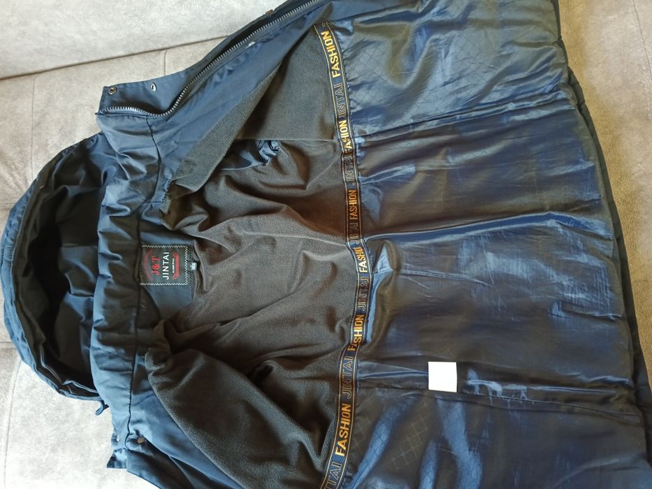 Продам куртку зимнюю