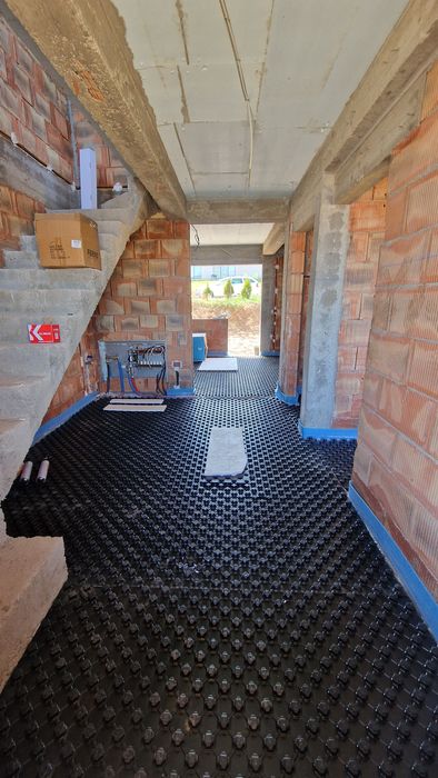 Casa P+E 4 camere 2 bai finalizare August 2026 toate utilitățile-Horpaz 170.000 E Tva inclus