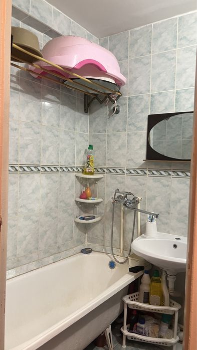 Продам 2х ком.квартиру на 8 мкр