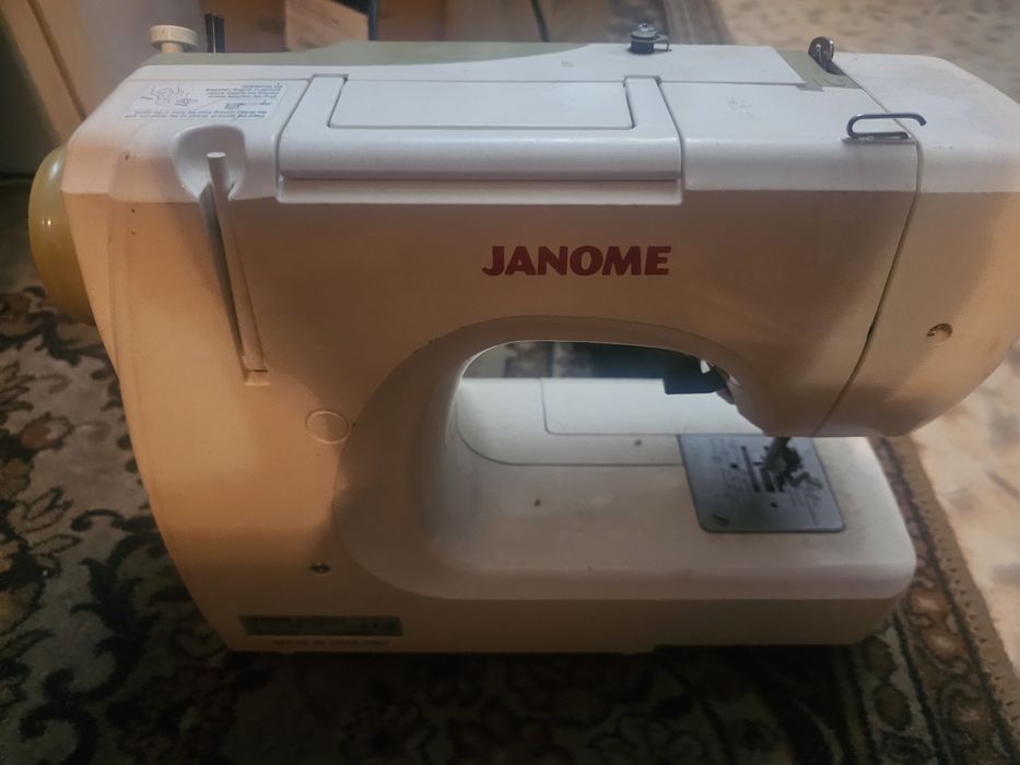 Janome 3125 швейная машинка