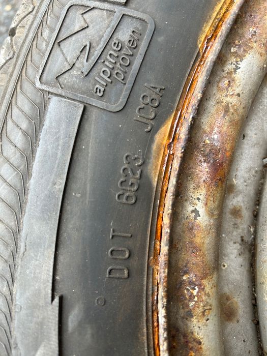 Продавам бусови гуми