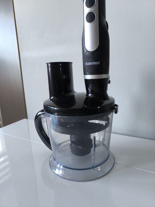 Robot de bucătărie- mixer