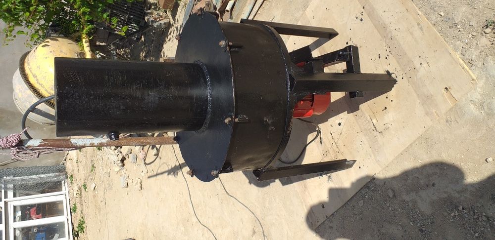 Сенодробилка для измельчения травы и сена