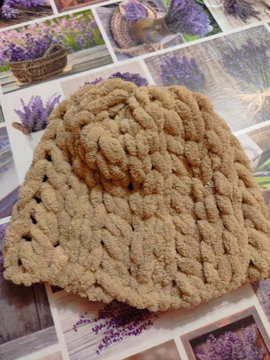 Детска шапка и шал