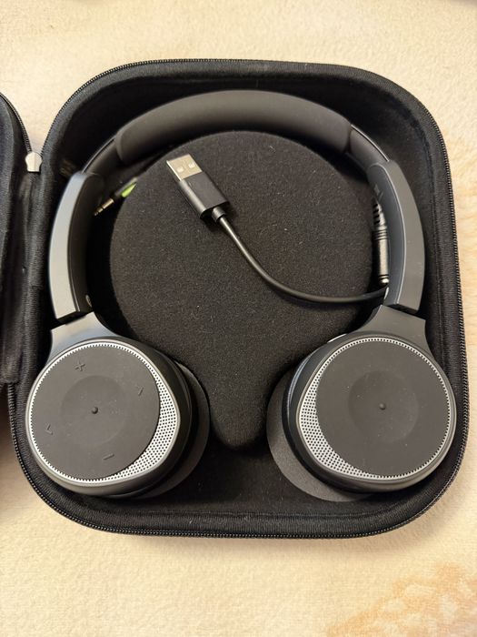 Casti Cisco 730 Wireless Dual On-ear Headset USB-A Bundle Carbon Negru