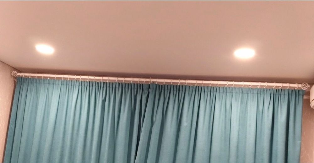 Карниз для штор 342 см продам