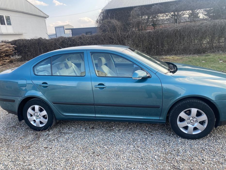 Skoda Octavia  2