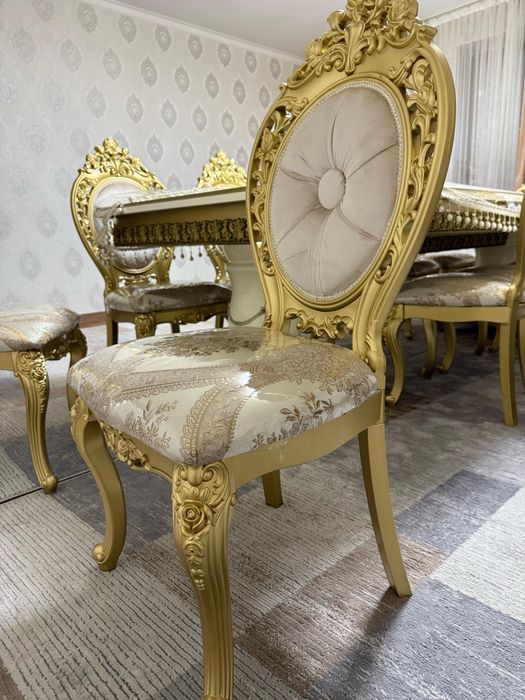 Королевский Стол для большой  семьи