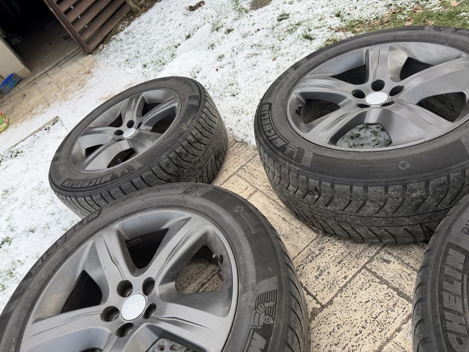 Jante si anvelope (roti complete de iarna) Land Rover