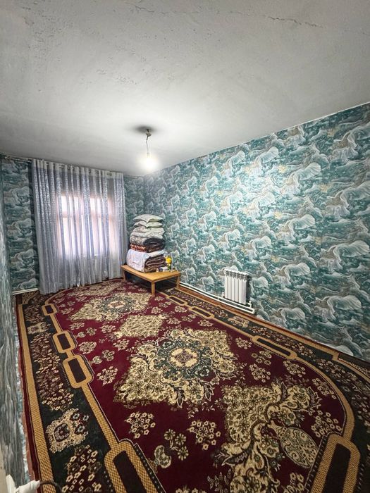 Срочно Продаеться 1-ком каартира городе Чирчике районе Октьябрь