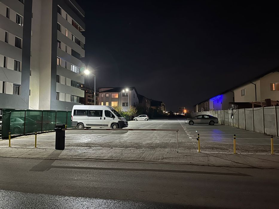 2  Loc parcare în complexul rezidential  Fortuna  1 loc Acces privat cu bariera 200 Ron