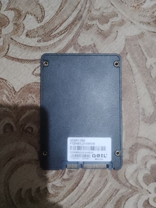 Продам ССД Диск на 256 Гб. Цена 25