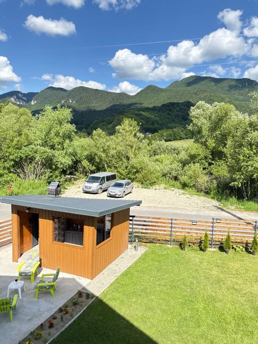 Cabană de închiriat la munte – Relaxare, confort și natură