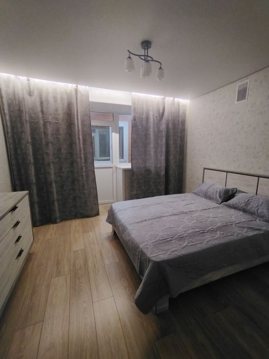 Продам 2 Ком квартиру в центре города