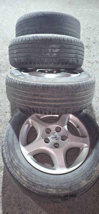 Продаю резину с дисками