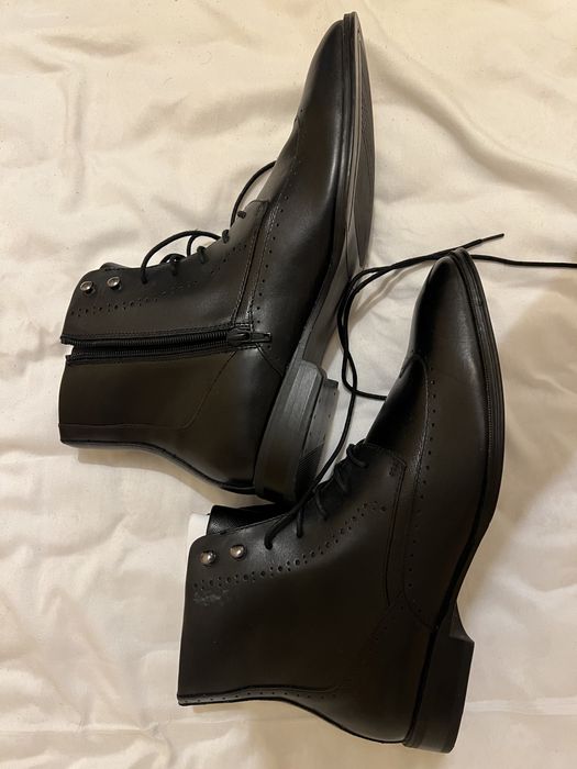 Продаётся мужской сапог (новый)