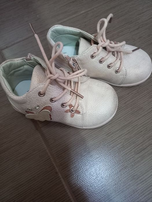 Lot Pantofi/adidasi  fetite