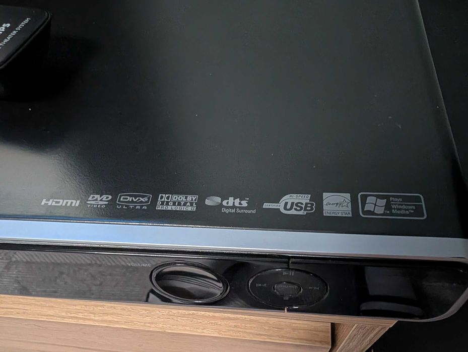 Philips HTS3568 DVD Home Theater System