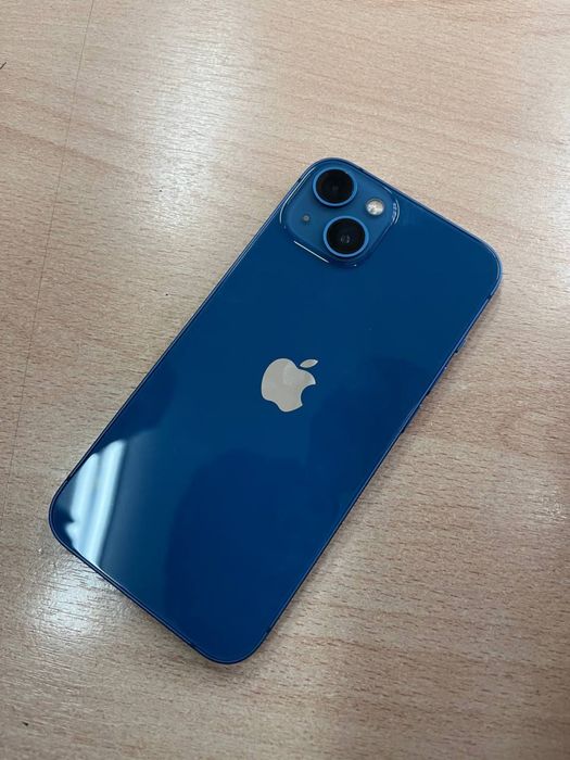 Продам Айфон 13!