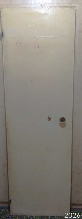 межкомнатная дверь б/у 60см х на 192см