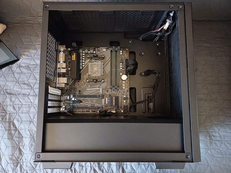 PC Gaming AMD (Jumătate de PC)