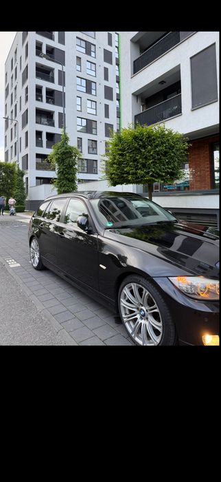 BMW 3 Series 2012