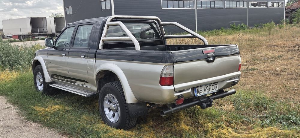 Mitsubishi L 200 climatronic 4x4 Diferitial blocabil la buton