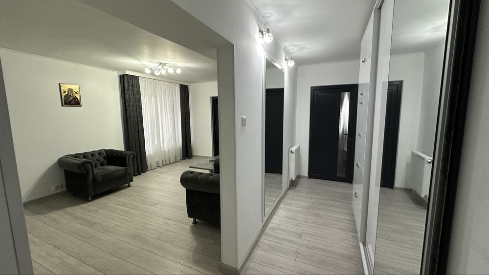 Apartament mondern (+garaj) - 3 camere decomandate, etajul 6/8