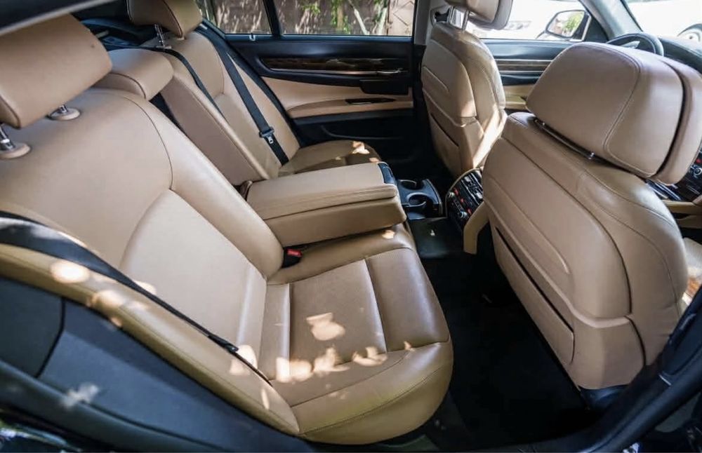 Vand/Schimb Bmw 740 xd 313CP Facelift