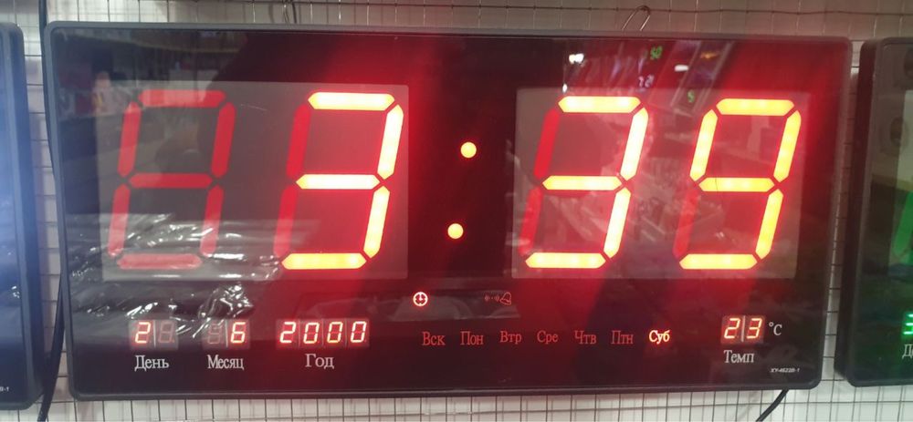 Деволга осадиган электрон LED соат оптом нархида! Доставка бор.