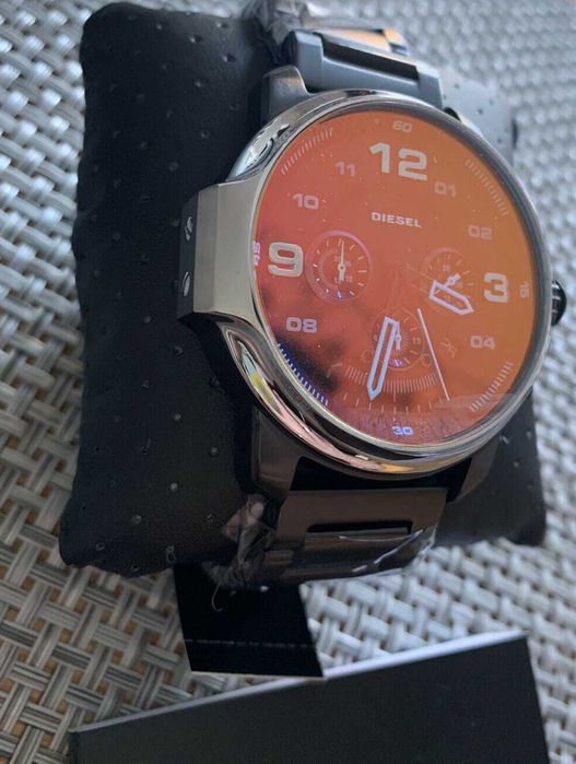 Vand ceas cronograf barbatesc Diesel, bratara metalica neagra
