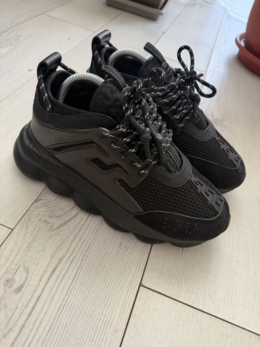 Versace chain reaction 40