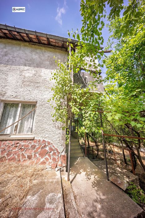 Къща в Ловеч-Гозница площ 146 цена 99900