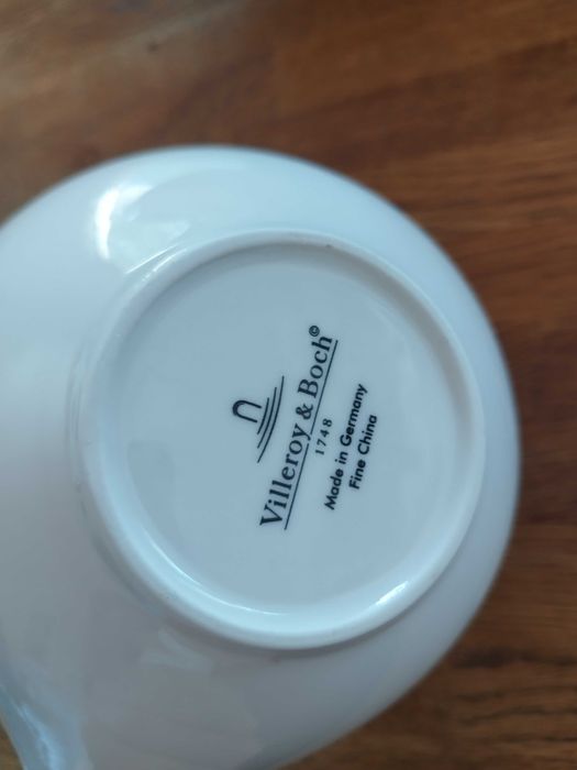 Villeroy and Boch две купи във формата на лъжици