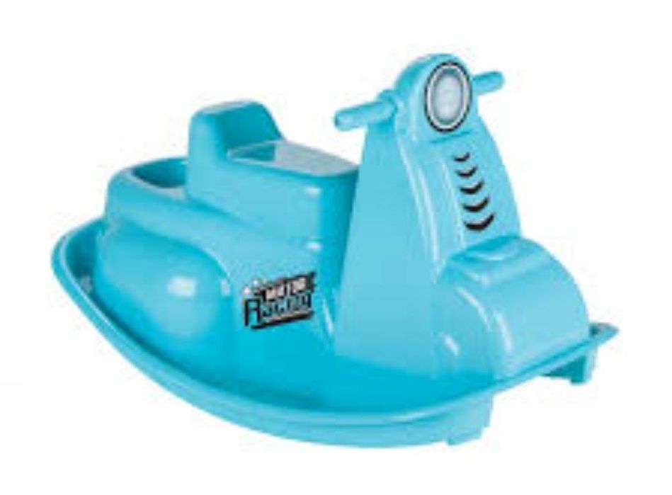 детская качалка, выполненная в виде водного скутера.