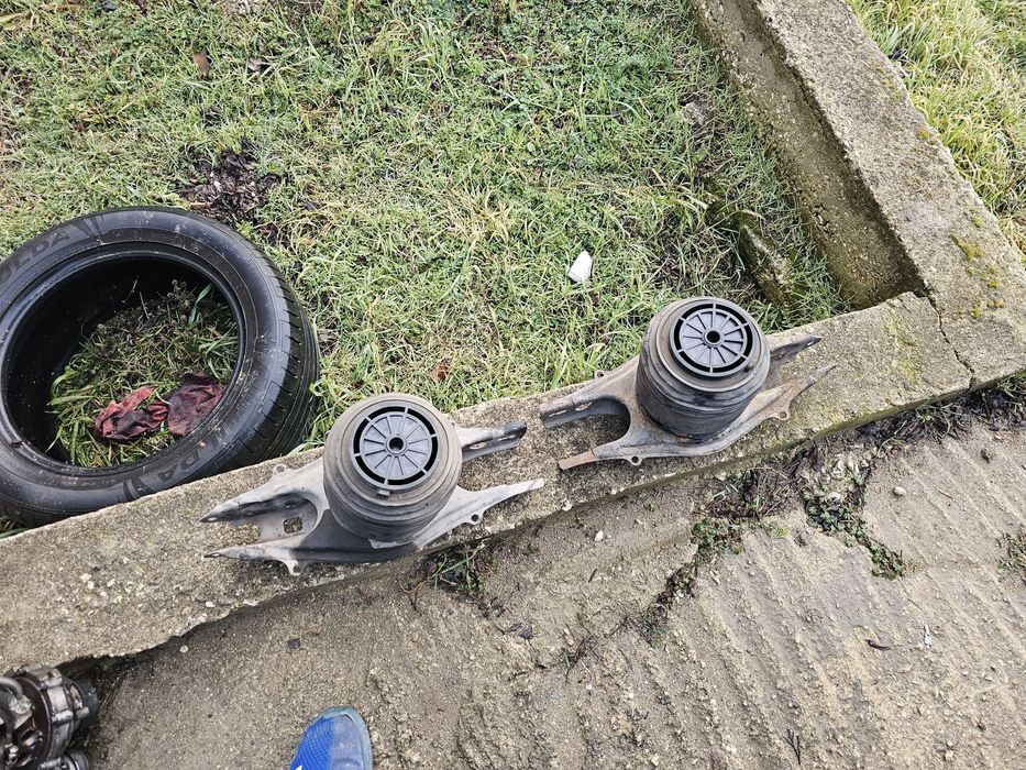 Амортисьори  цлс w218 предни задни