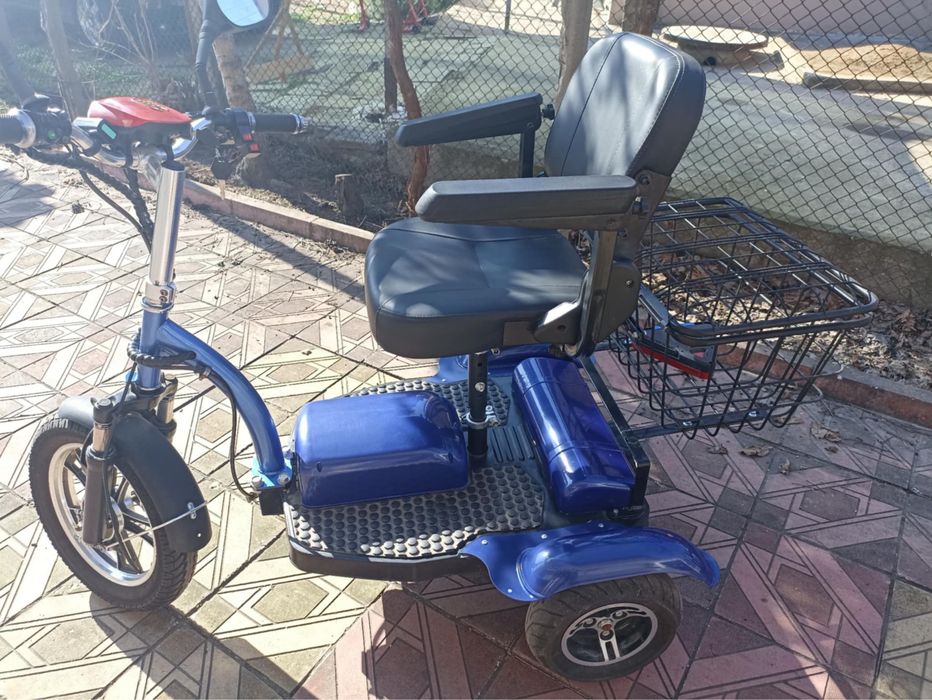 Електрическа триколка за трудноподвижни хора