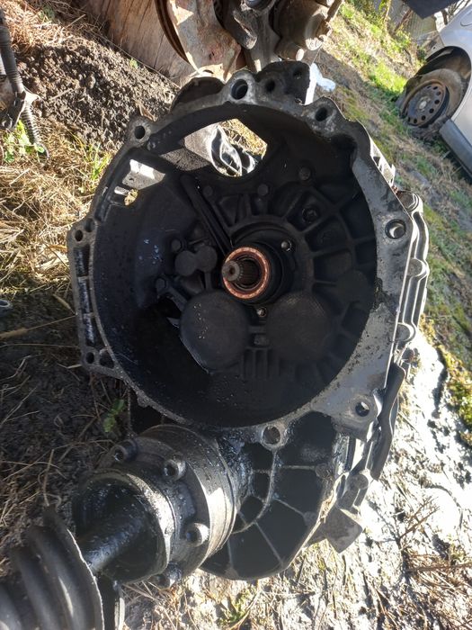 Vând motor ford focus 1.8 d. - cutie golf4 6viteze