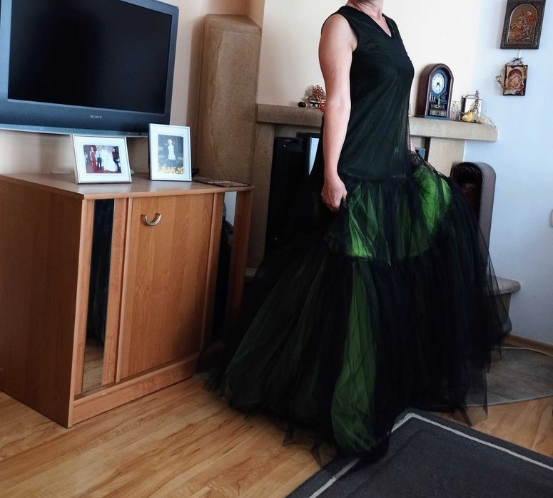 Дизайнерска официална / бална рокля