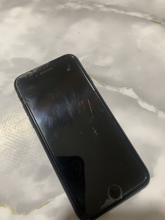 Продам iPone 6 +